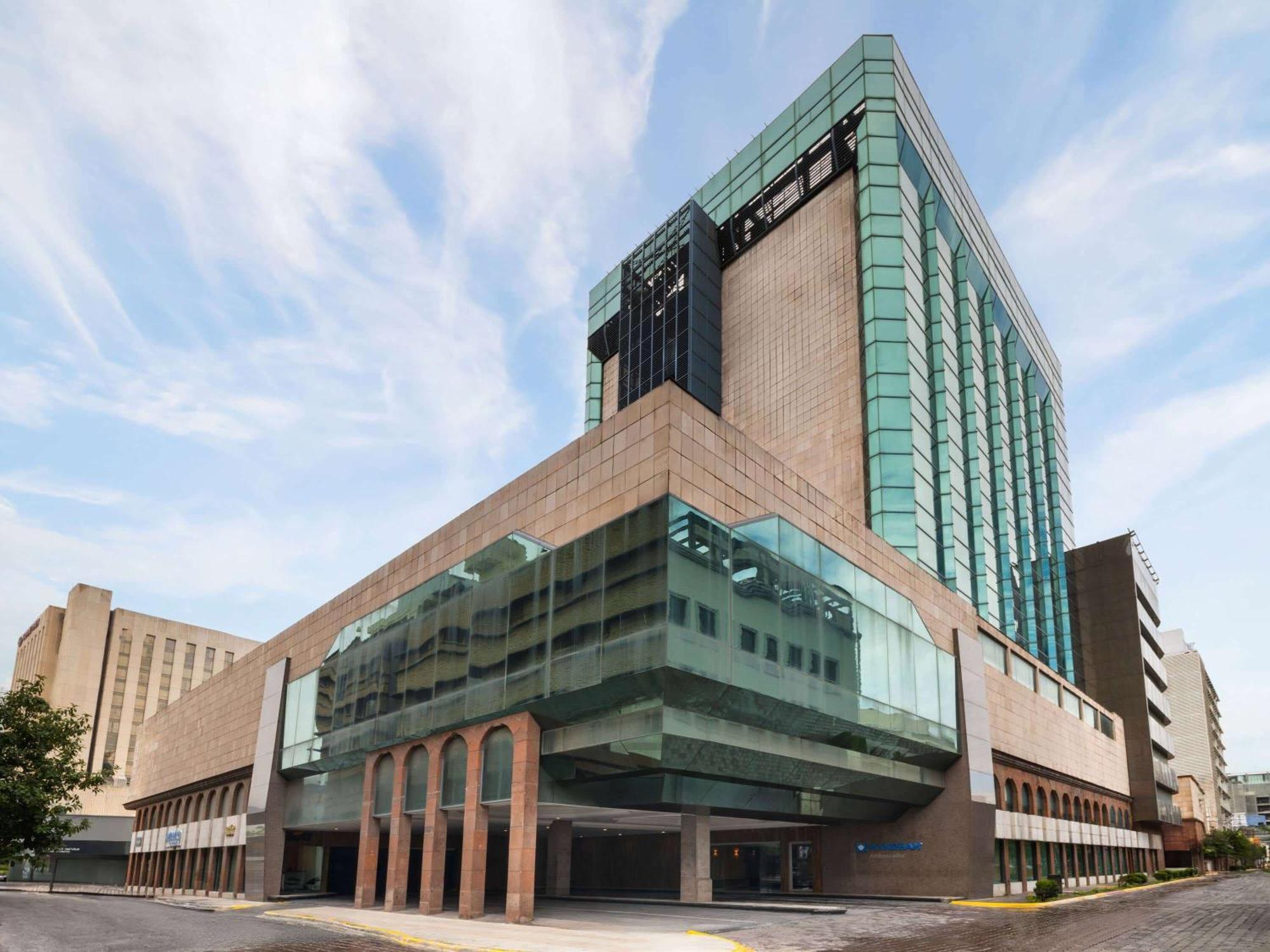 Wyndham Monterrey Ambassador Centro Hotel Exterior photo